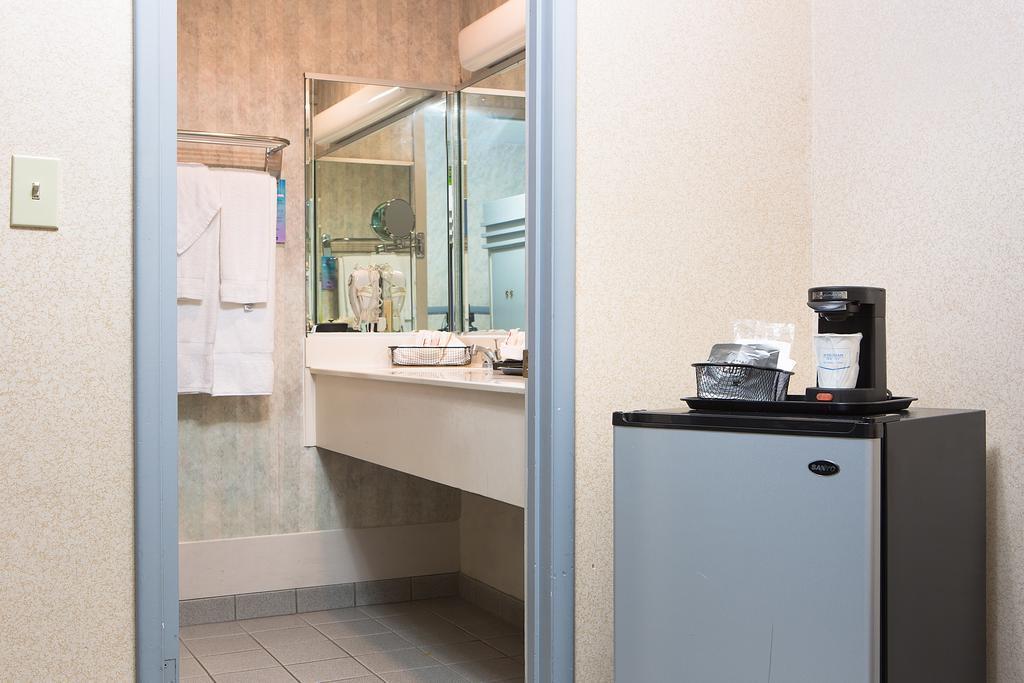 Travelodge Hotel At Lax ลอสแอนเจลิส ภายนอก รูปภาพ