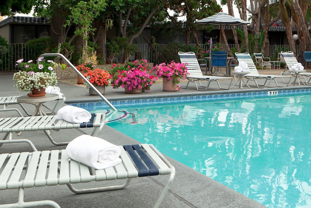 Travelodge Hotel At Lax ลอสแอนเจลิส ภายนอก รูปภาพ