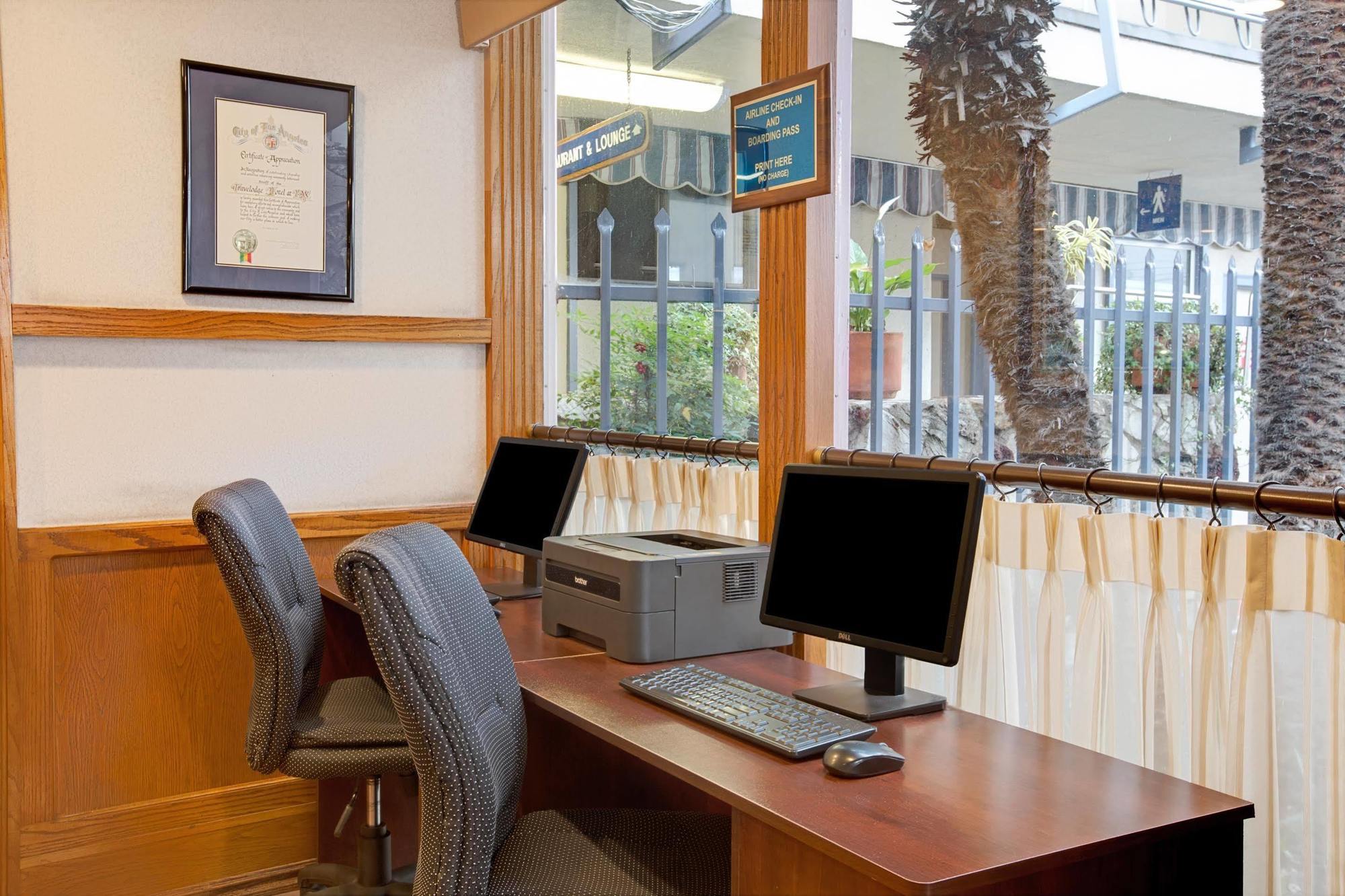 Travelodge Hotel At Lax ลอสแอนเจลิส ภายนอก รูปภาพ