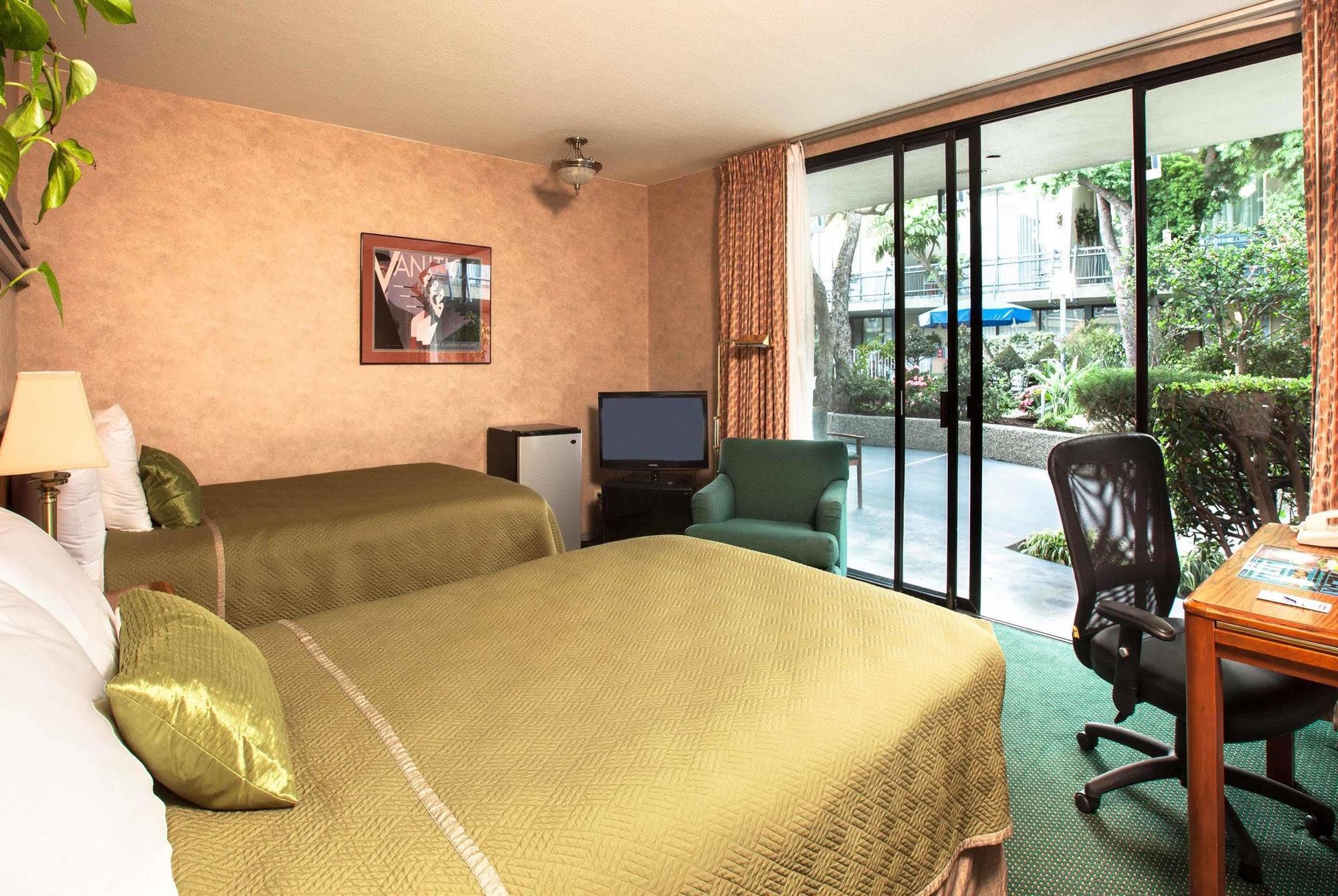 Travelodge Hotel At Lax ลอสแอนเจลิส ภายนอก รูปภาพ