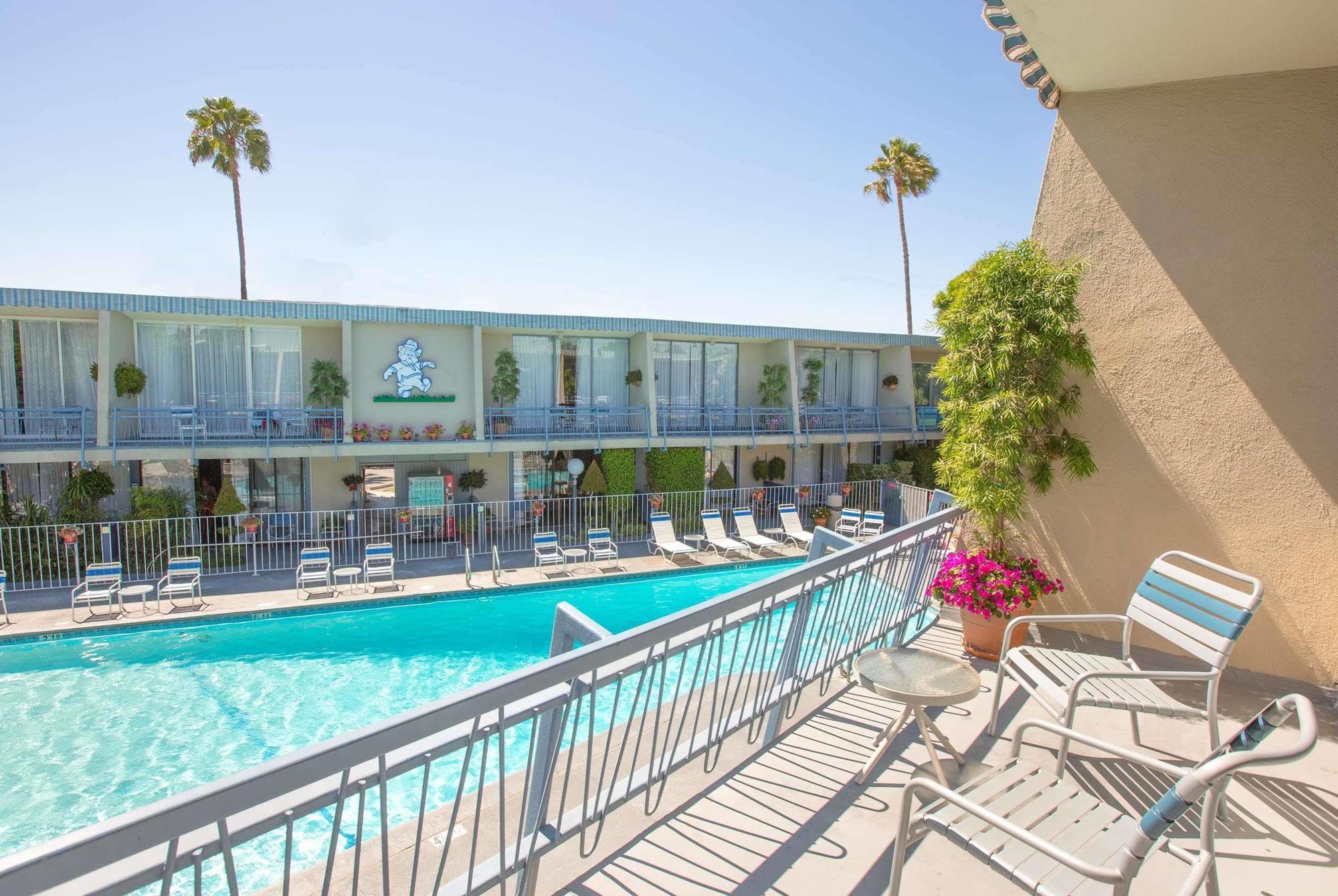 Travelodge Hotel At Lax ลอสแอนเจลิส ภายนอก รูปภาพ
