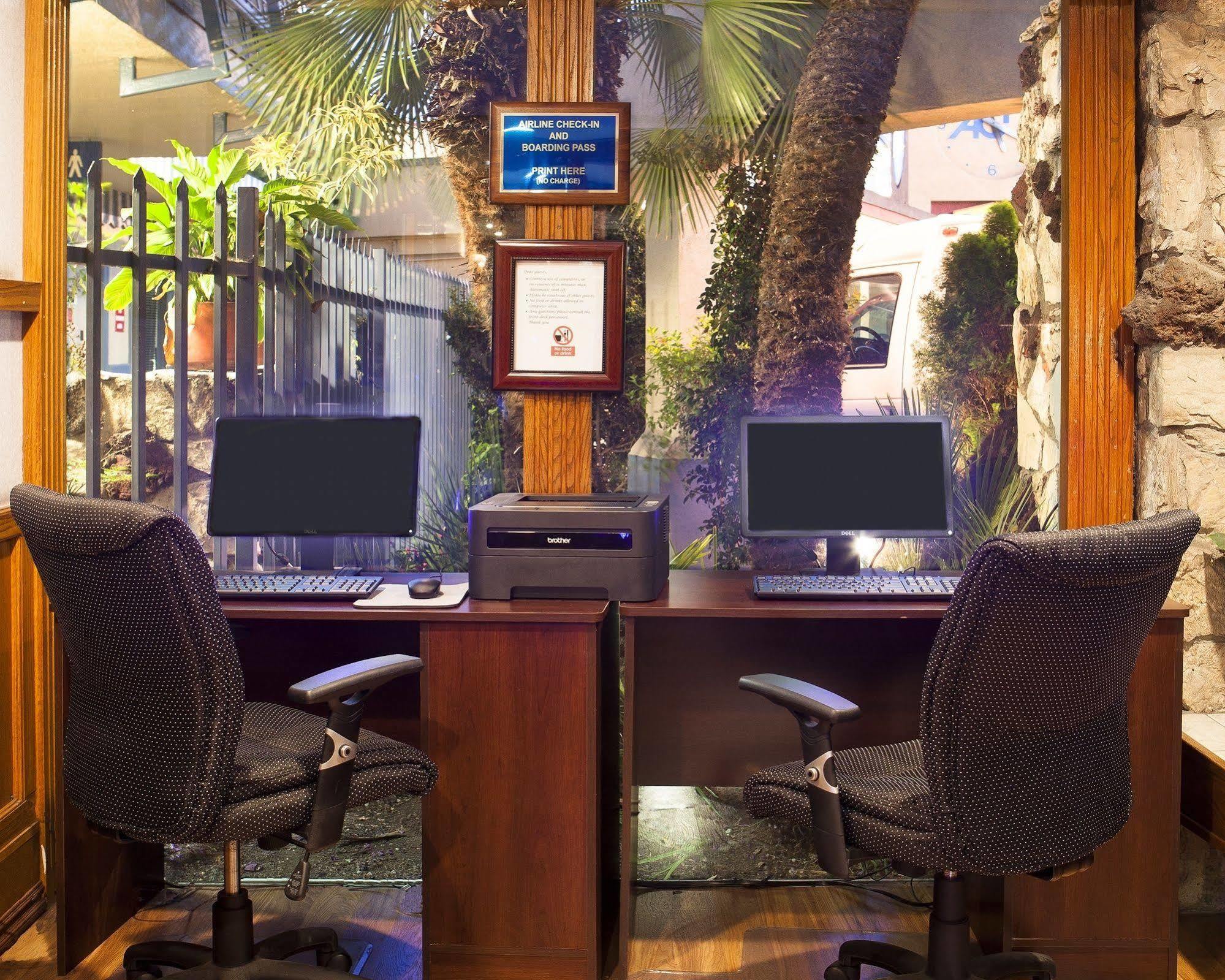 Travelodge Hotel At Lax ลอสแอนเจลิส ภายนอก รูปภาพ